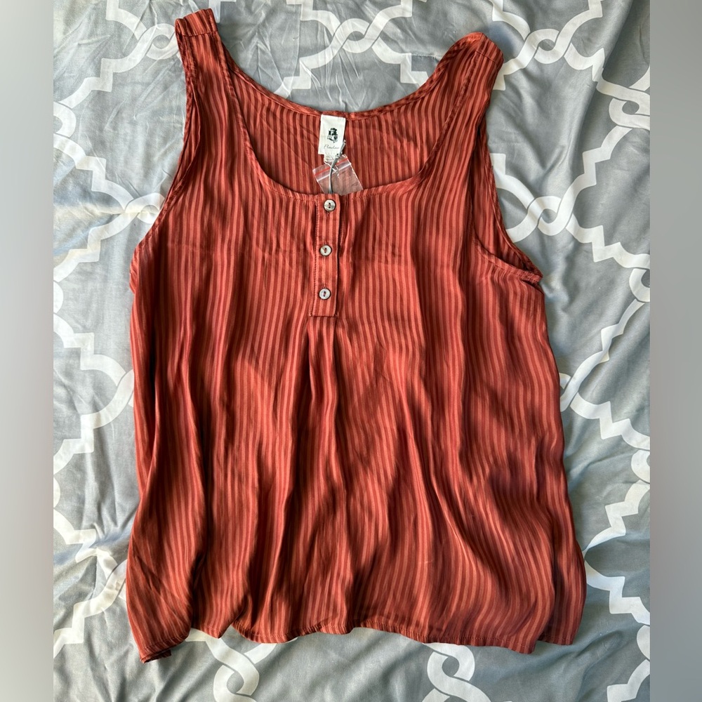 Rust Sleeveless Button-Front Top